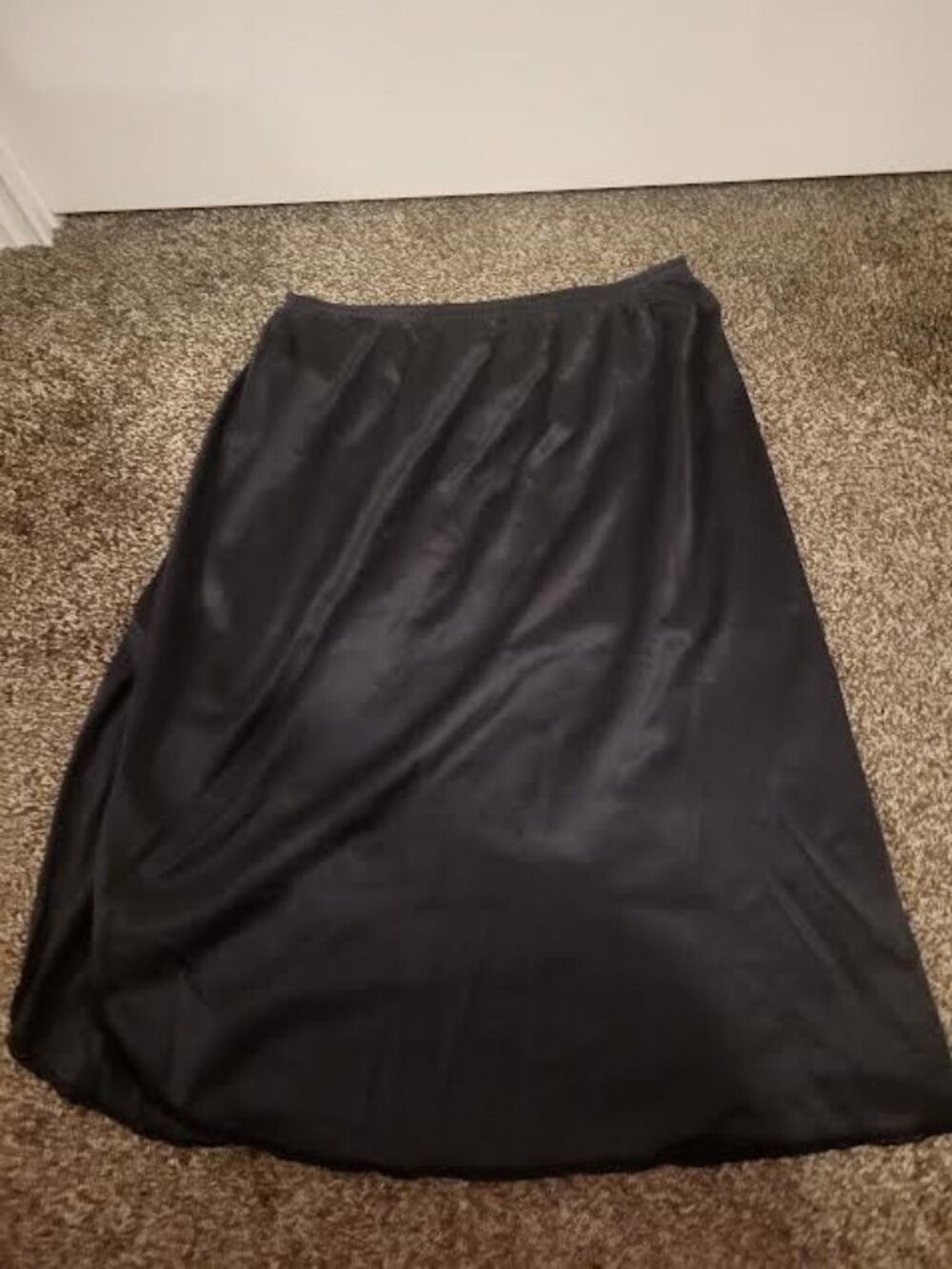 Womens Vassarette Black Half Slip with Slit Size S